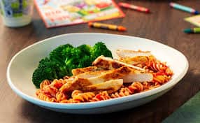 Grilled Chicken – Rotini Pasta & Marinara